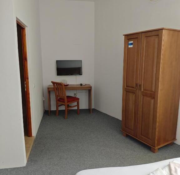 הוסטל Motel Azur Km36