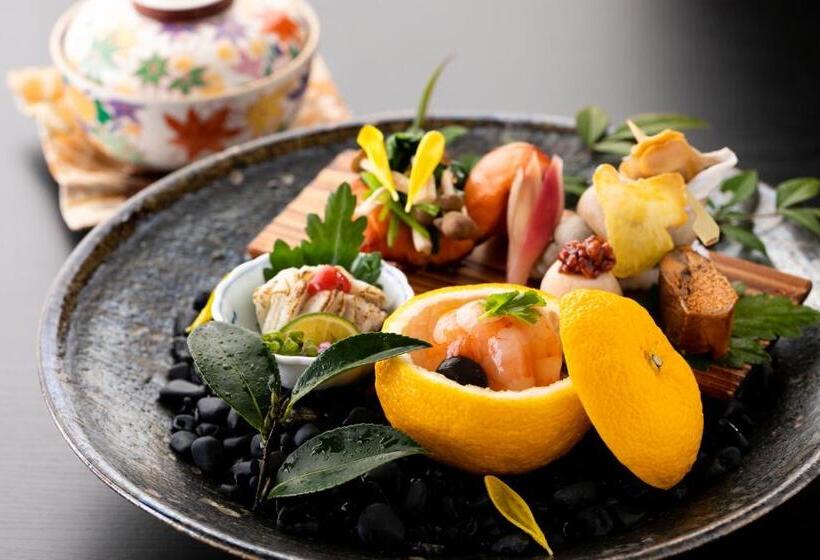 Отель 京よろず