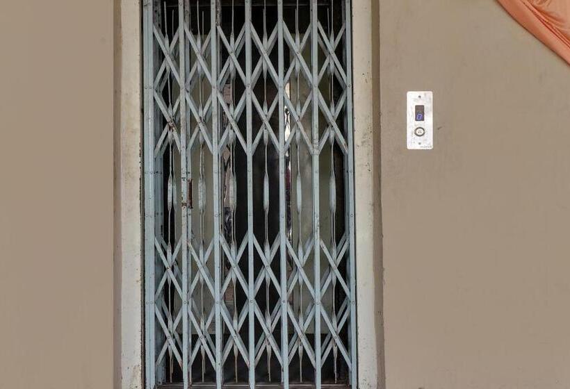 בית מלון כפרי Flagship Madhava Function Hall