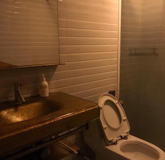 هتل Khách Sạn Hồng Tâm