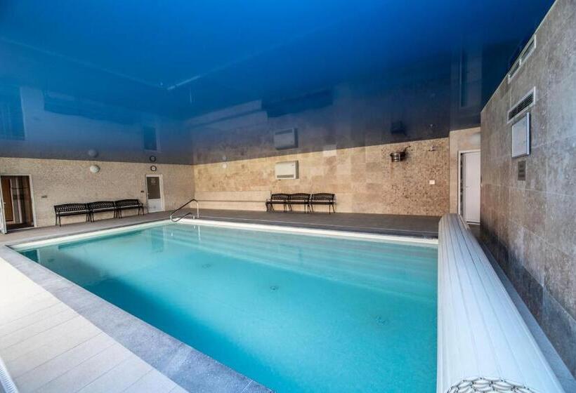 호텔 Lions Nesuchyně