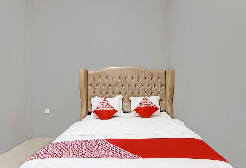 בית מלון כפרי Oyo 91985 Penginapan Noer Syariah