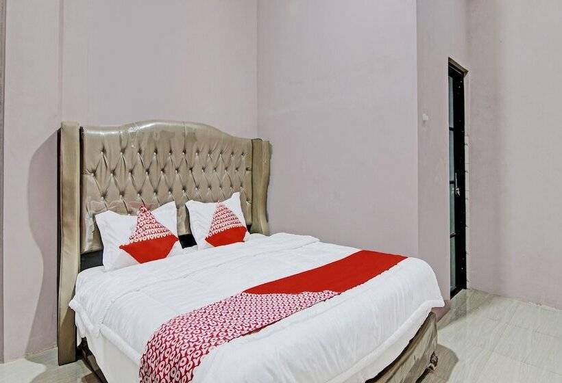 בית מלון כפרי Oyo 91985 Penginapan Noer Syariah