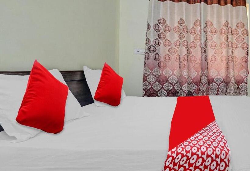 בית מלון כפרי Oyo Flagship 70252  Samridhi