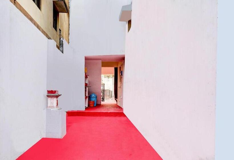 בית מלון כפרי Oyo Flagship 70252  Samridhi