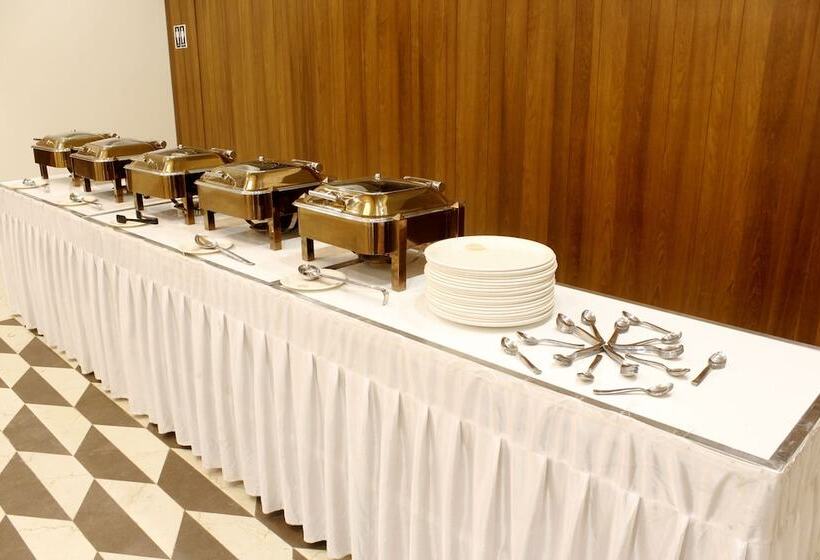 Keys Lite By Lemon Tree Hotels, Vadodara