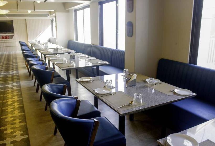 Keys Lite By Lemon Tree Hotels, Vadodara