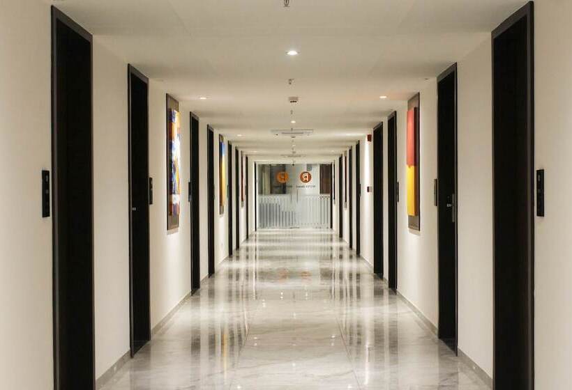 Keys Lite By Lemon Tree Hotels, Vadodara