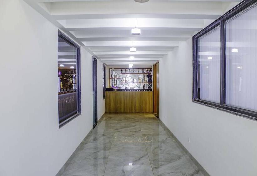 Keys Lite By Lemon Tree Hotels, Vadodara