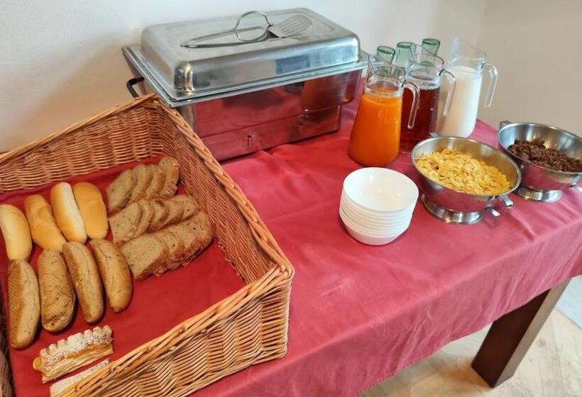 בית מלון כפרי Stará škola