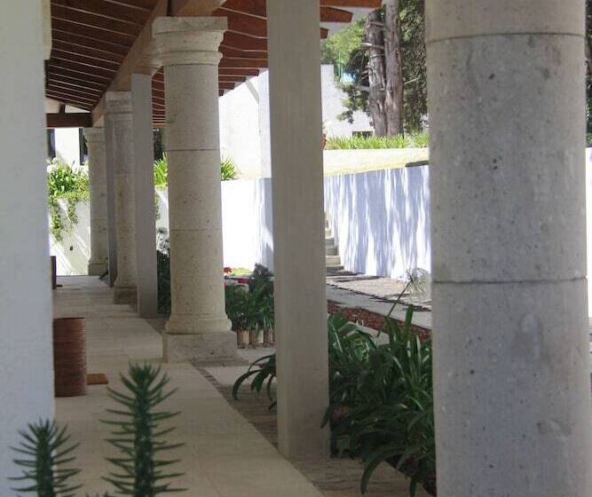 فندق Sublime Valley Resort