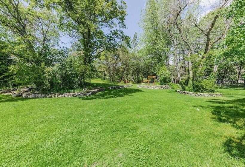 فندق The Lindsay Lodge