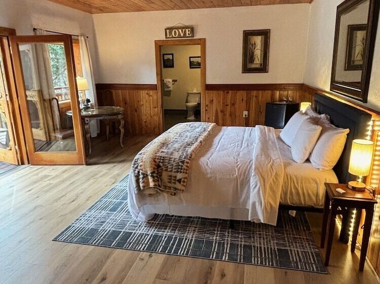 فندق The Lindsay Lodge