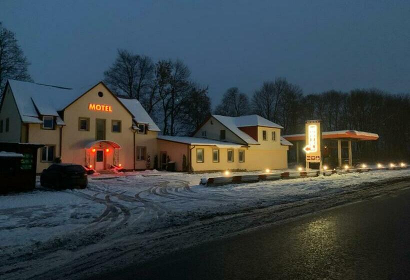 فندق على الطريق мотель «паляниця»