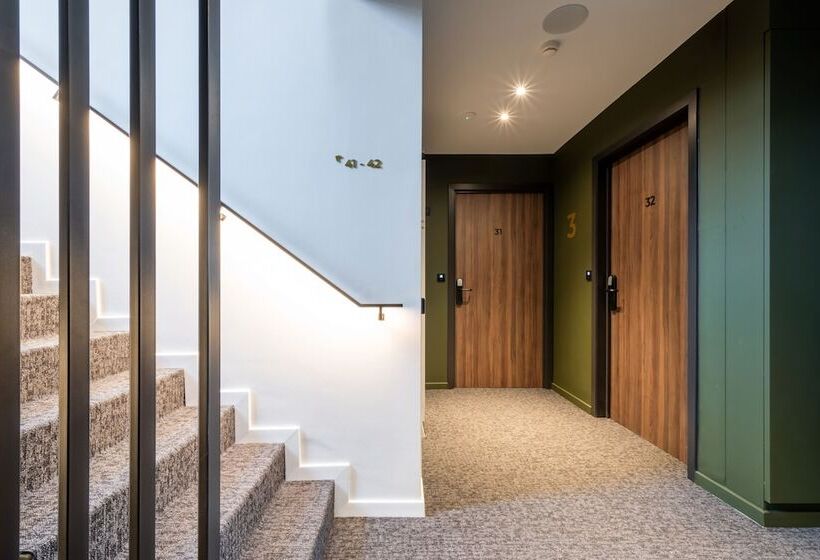 One Two Four Hotel & Spa