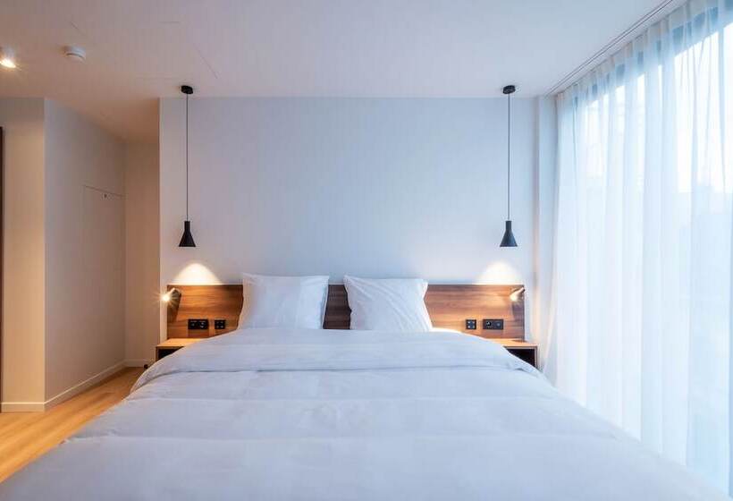 One Two Four Hotel & Spa