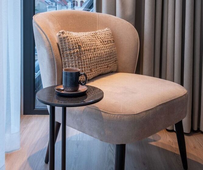 One Two Four Hotel & Spa