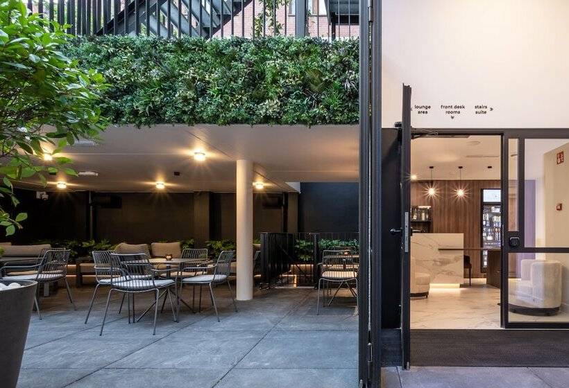 One Two Four Hotel & Spa