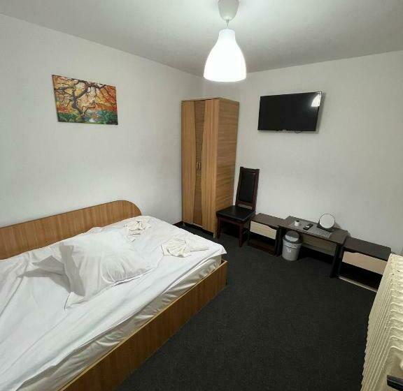 펜션 Casa Nib Calimanesti