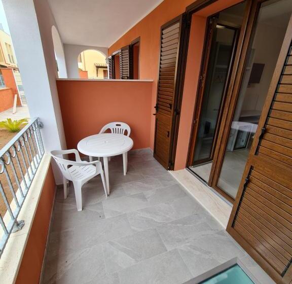 Пансион Le Anfore Di Nora Domo