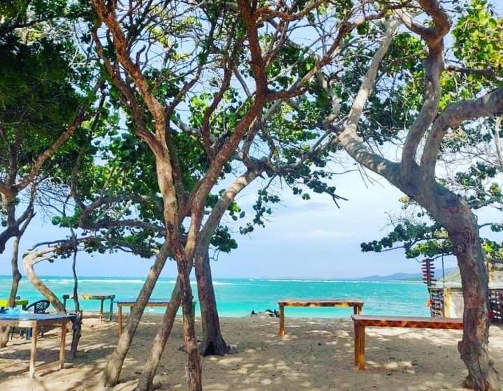 Buen Hombre Kite Hotel Y Restaurante