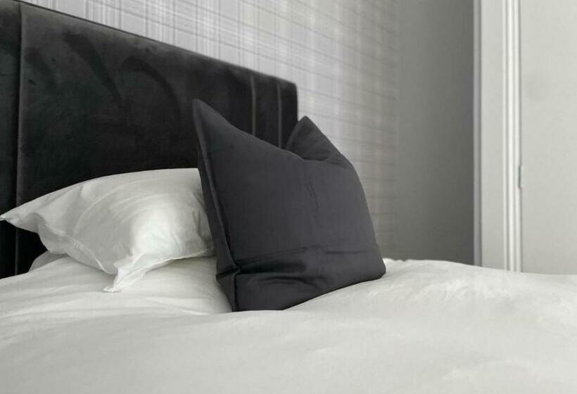 הוסטל The Lugton Rooms