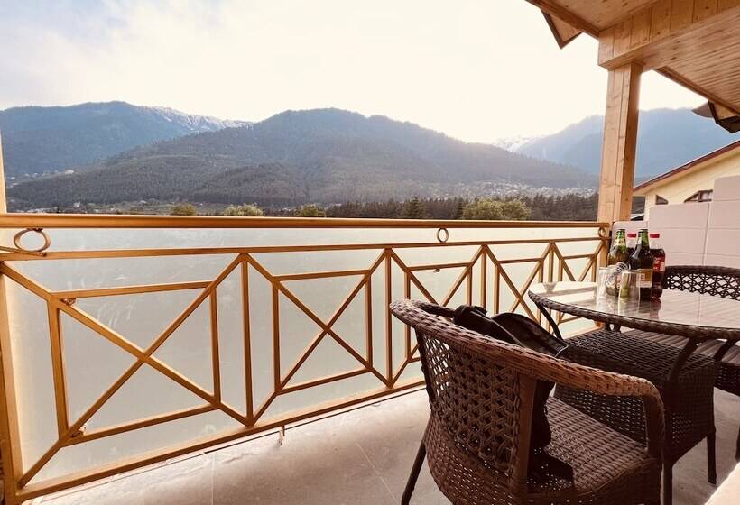 Hill River Resort By West Western