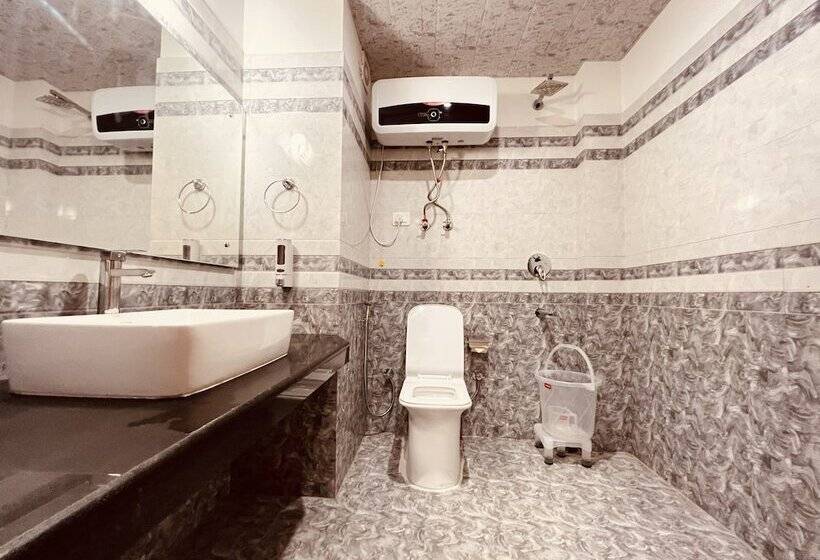 Hill River Resort By West Western