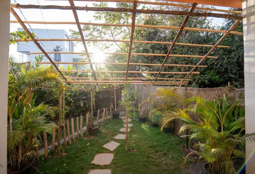 בית מלון כפרי Circle