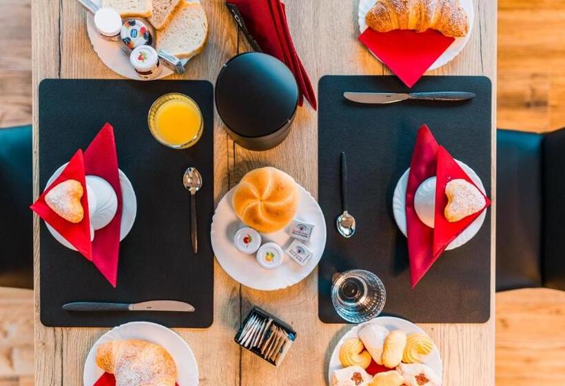 فندق Dolomiti Di De Martin D Oscar