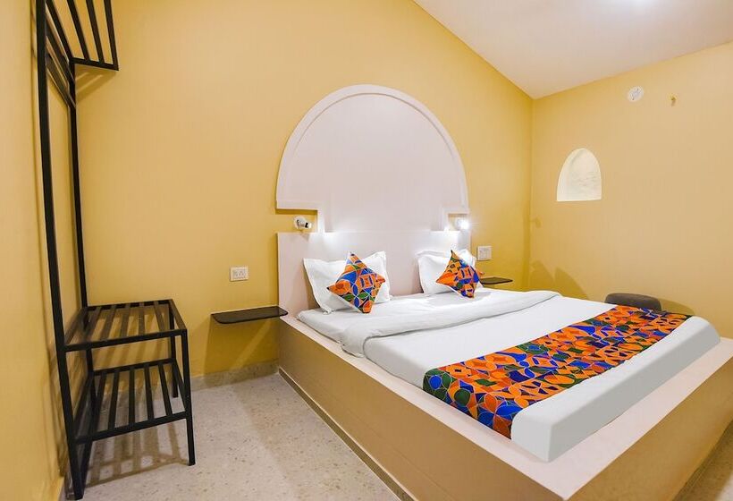 فندق Fabescape Kautilyaa Resort With Swimming Pool