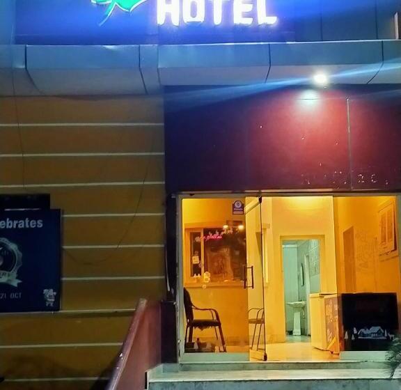 Hotel Ivy, Talwara