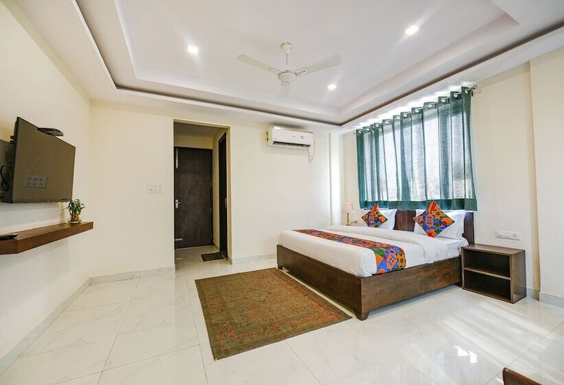 Fabhotel Jaswinder Bhawan