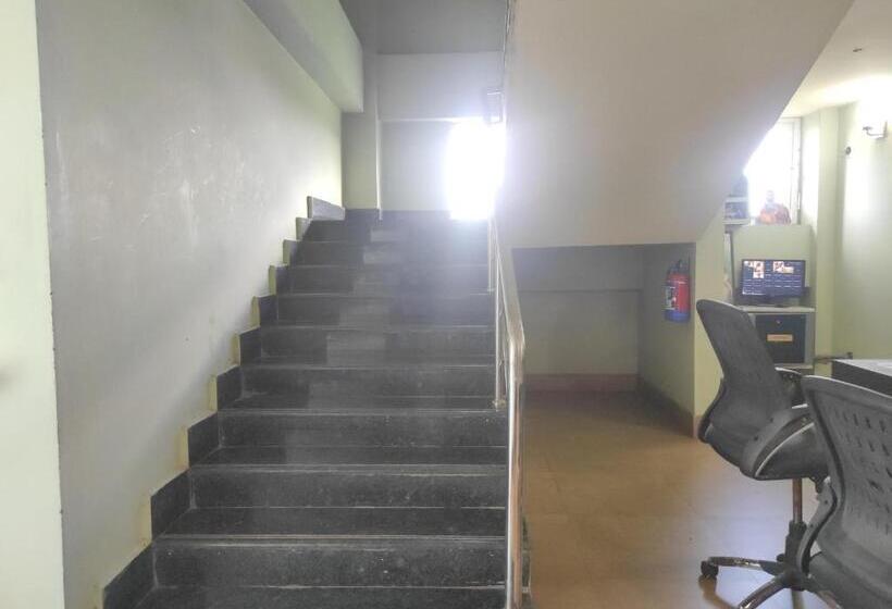 בית מלון כפרי Mayur Gardens