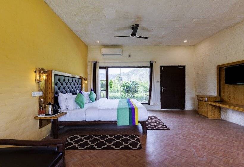 בית מלון כפרי Treebo Trend Corbett Tiger Retreat