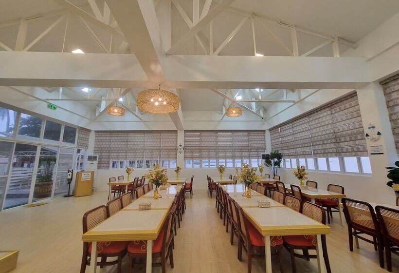 בית מלון כפרי Villa Excellance Beach And Wave Pool Resort