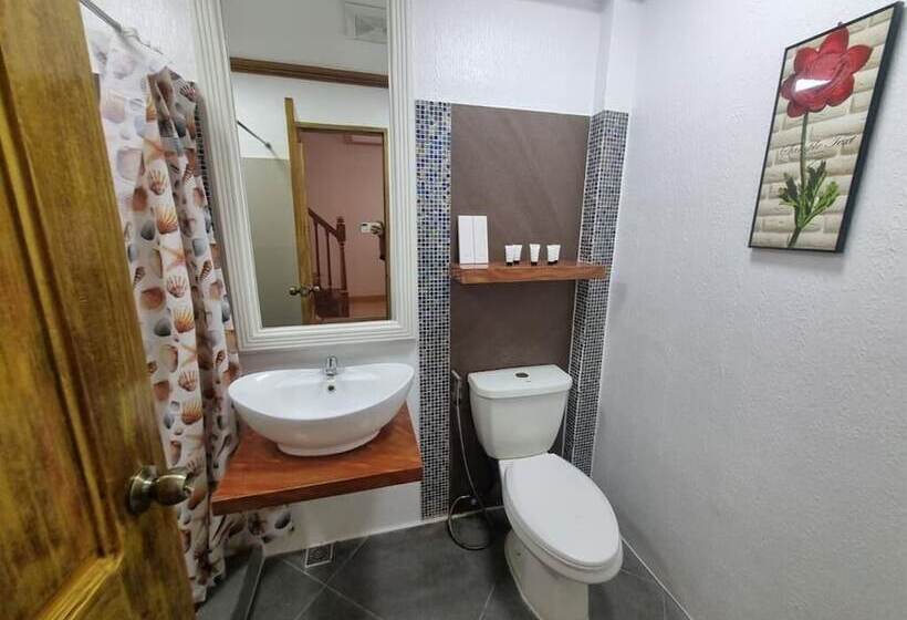 בית מלון כפרי Villa Excellance Beach And Wave Pool Resort