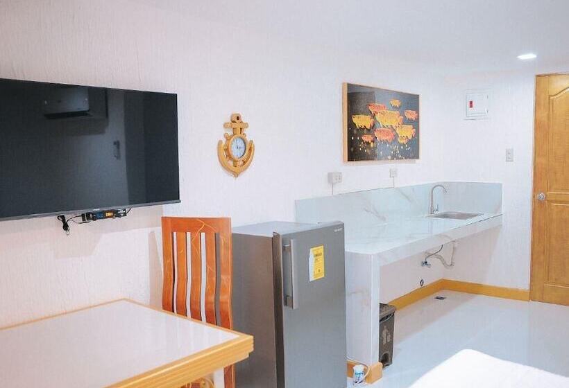 בית מלון כפרי Villa Excellance Beach And Wave Pool Resort