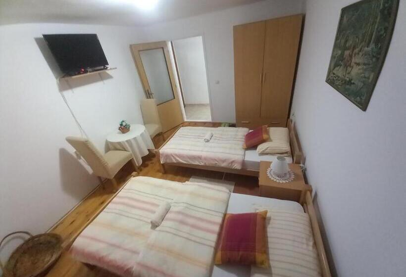 پانسیون Sobe Dujakovic