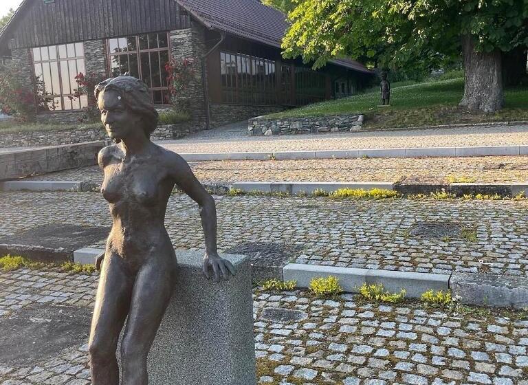 Пансион Zámeček Ostrov