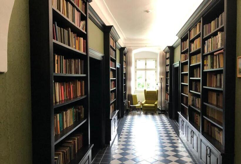 Пансион Zámeček Ostrov