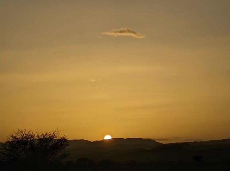 استراحتگاه Café Restaurante Shelter Calm Life