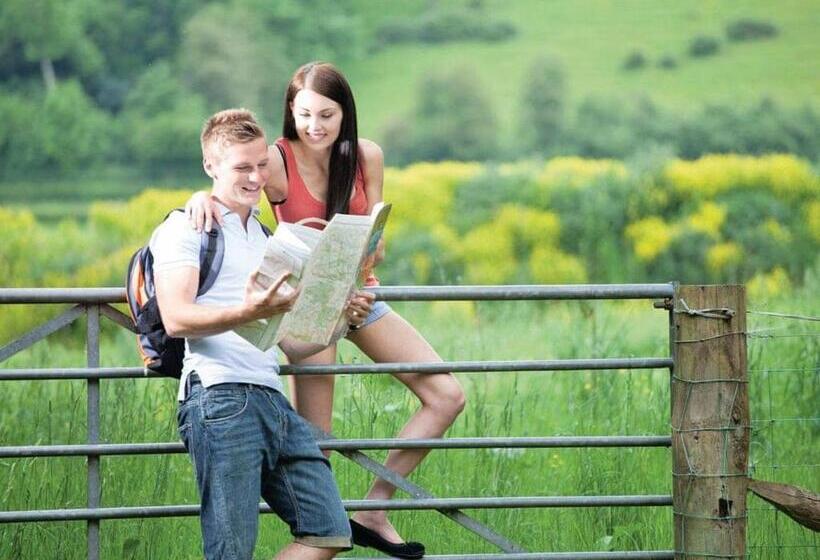 리조트 Whipcott Water