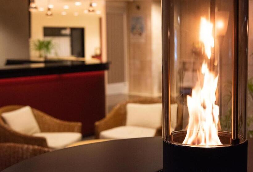 فندق Primrose Saito