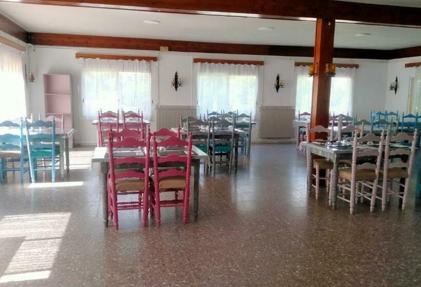 Общежитие Rural Sant Llop