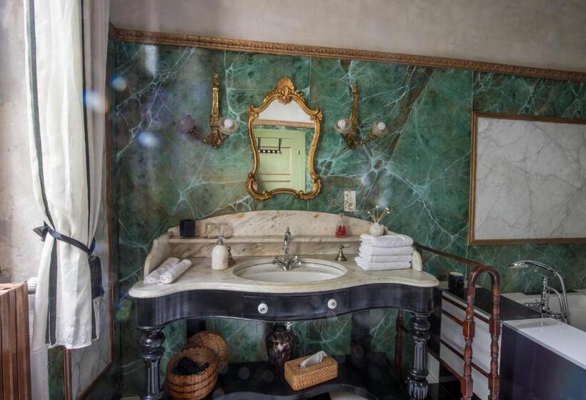 مبيت وإفطار Château Beyrin