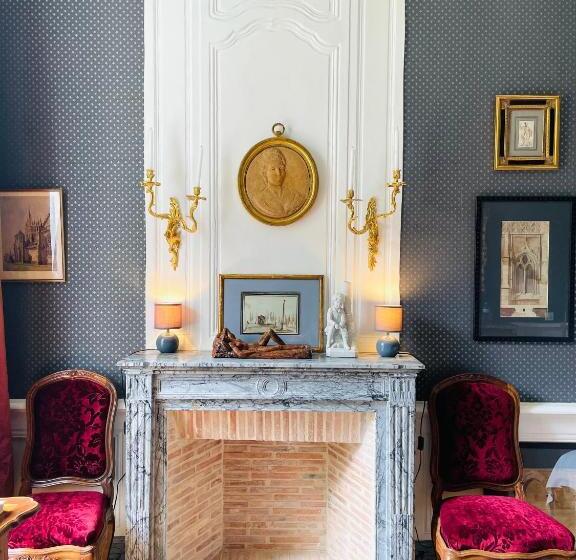 צימר Château De Trébons