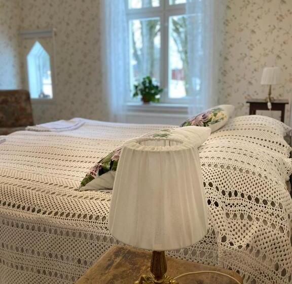 مبيت وإفطار Himmelskällan