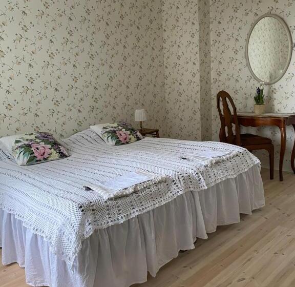 مبيت وإفطار Himmelskällan