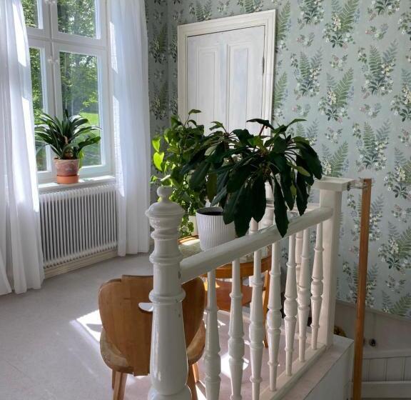 مبيت وإفطار Himmelskällan